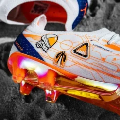 PUMA Ultra Ultimate FG/AG Astronaut - Weiß/Orange/Blazing Blue LIMITED EDITION -HEXA KLEIDUNG SHOP b32fe8658af3